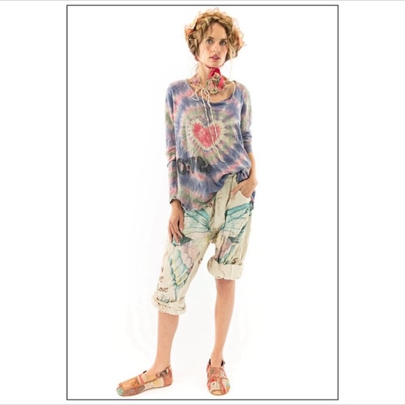 EUC Magnolia Pearl Love Appliqué Dylan Tee Top - Picture 7 of 16